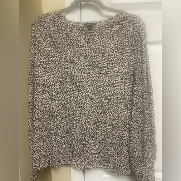 RW&Co long puff sleeve shirt - Picture 1 of 2